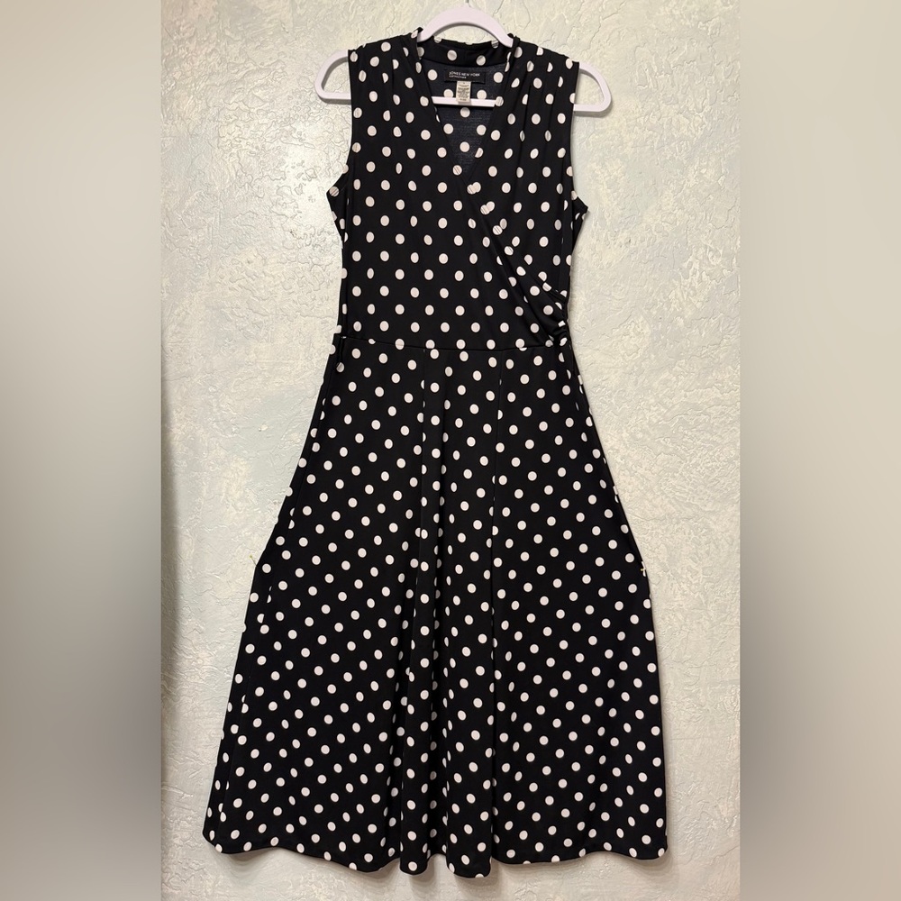 Jones New York Black and White polkadot V-Neck Maxi Dress - Picture 4 of 15